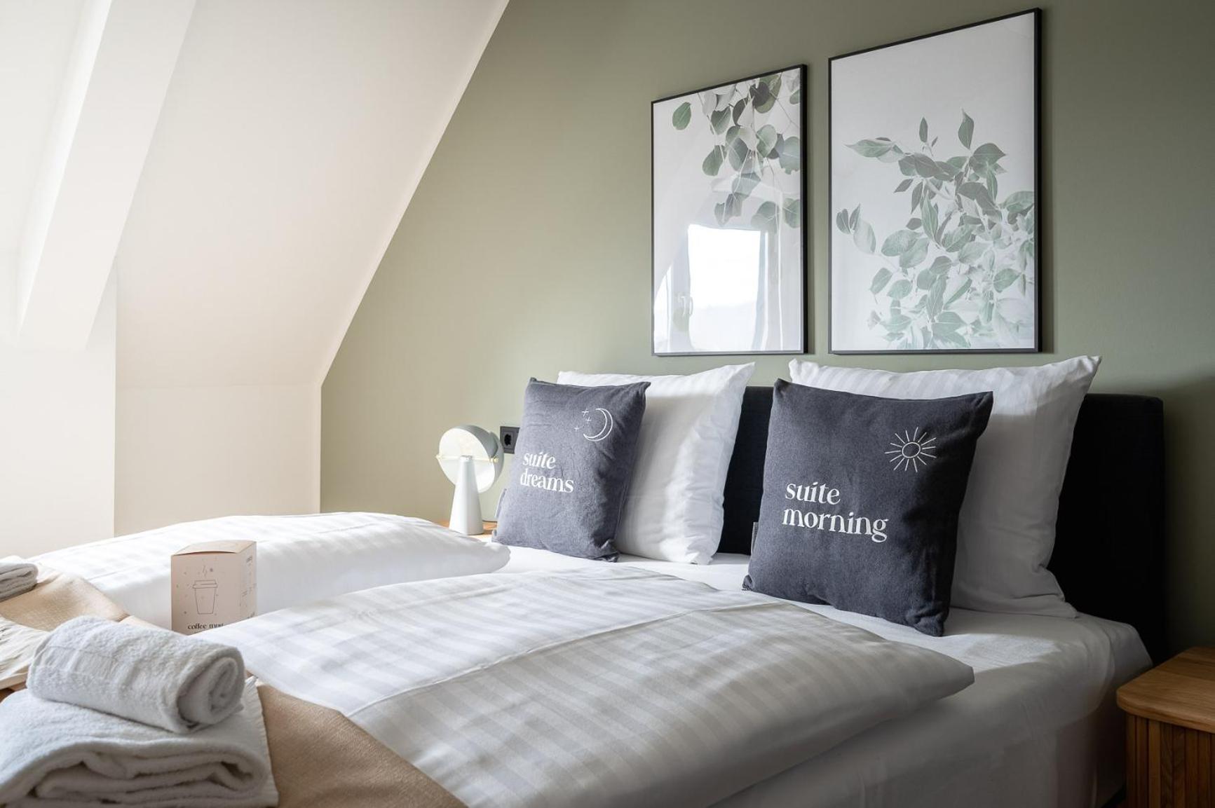 Limehome Stuttgart Elsenhansstr Kamer foto