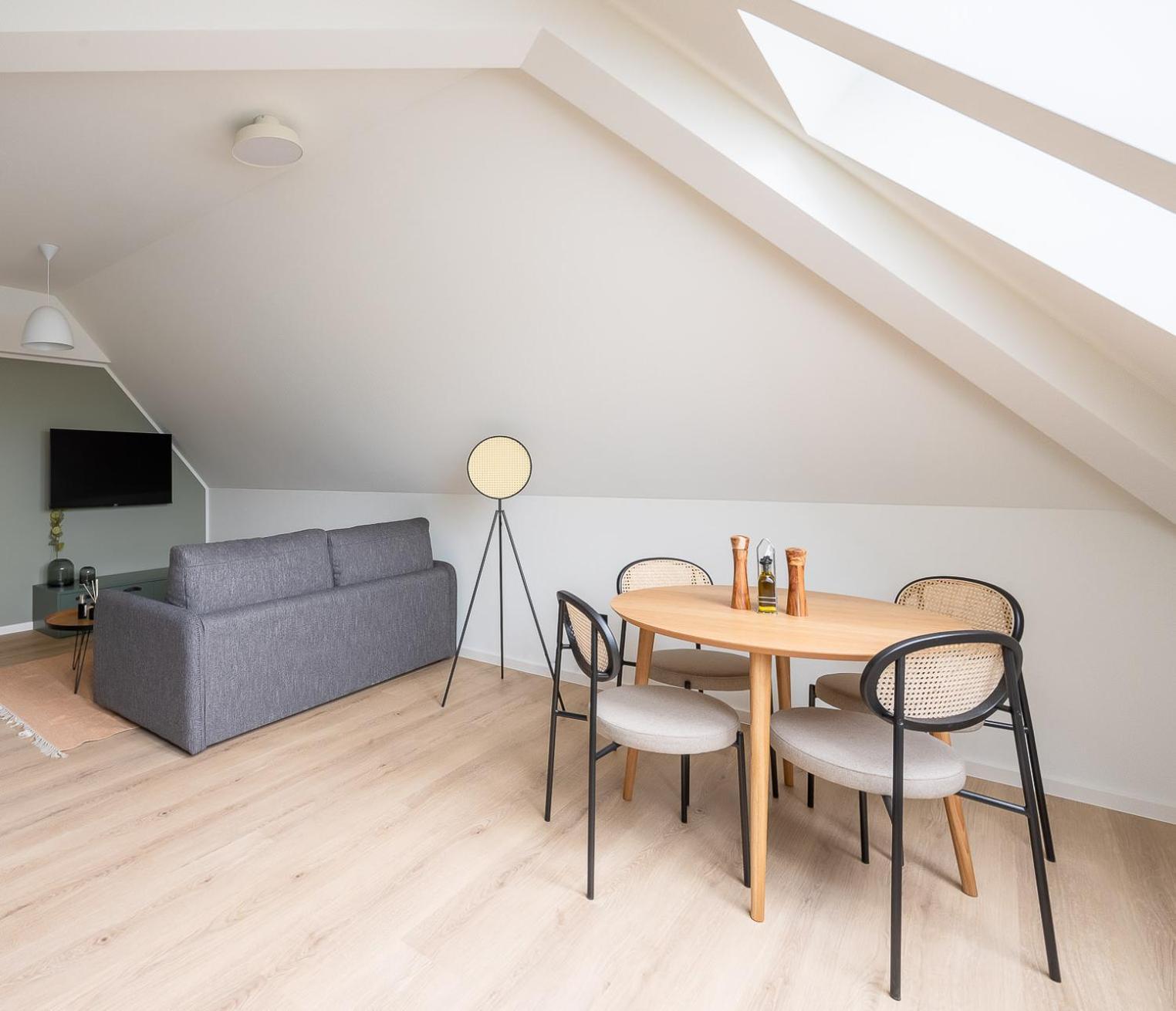 Limehome Stuttgart Elsenhansstr Kamer foto